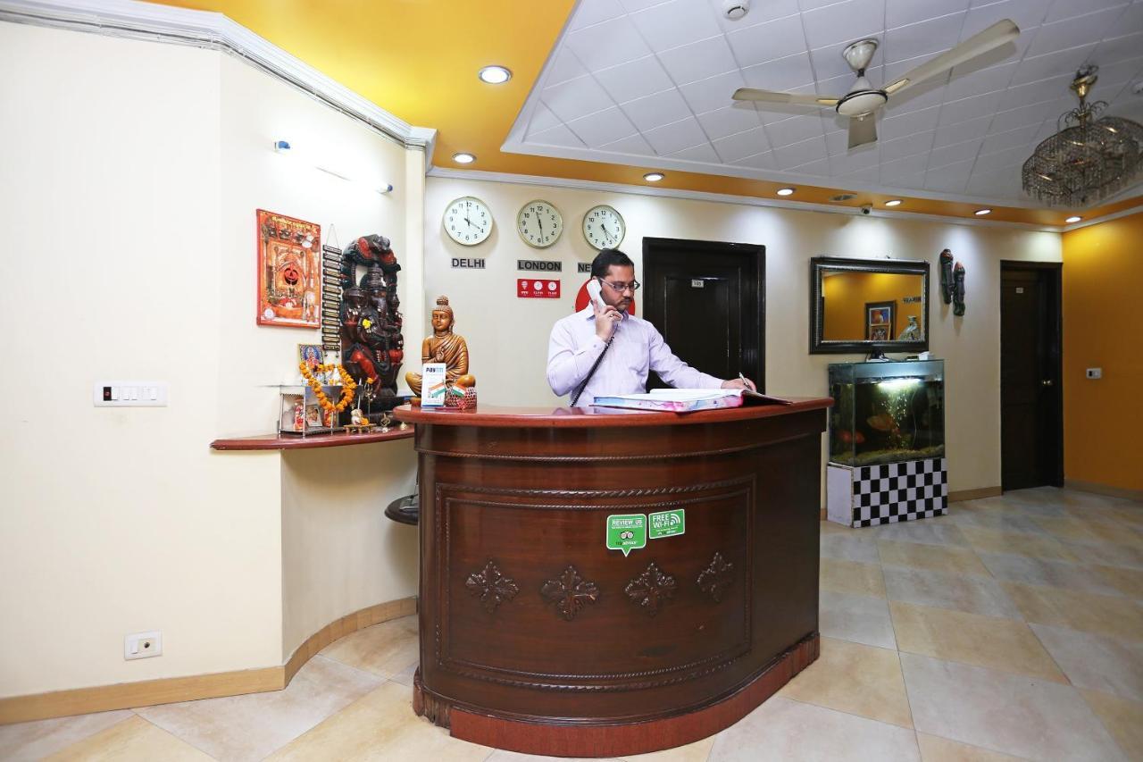 Oyo Near Mg Road Near Aravali Biodiversity Park 구르가온 외부 사진